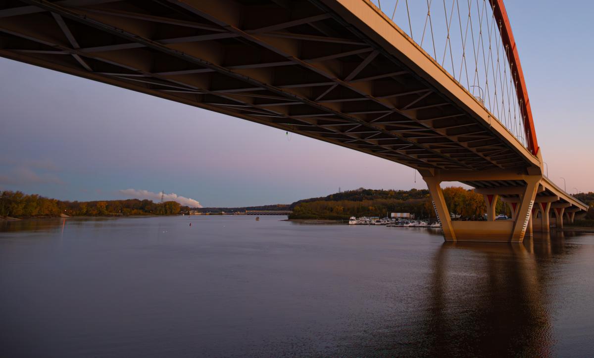 Competition entry: Dawn on the Mississippi River at Hastings